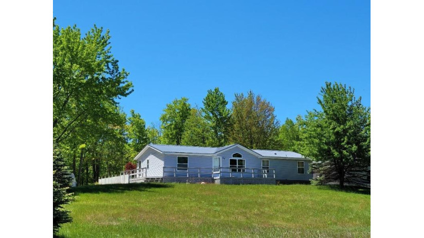 W2656 Snyder Rd Wausaukee, WI 54177 by JD 1st Real Estate, Inc. $165,000