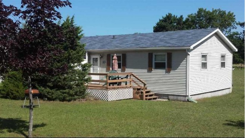 W983 W North Shore Dr 12 Mecan, WI 53949 by Re/Max Connections $62,500