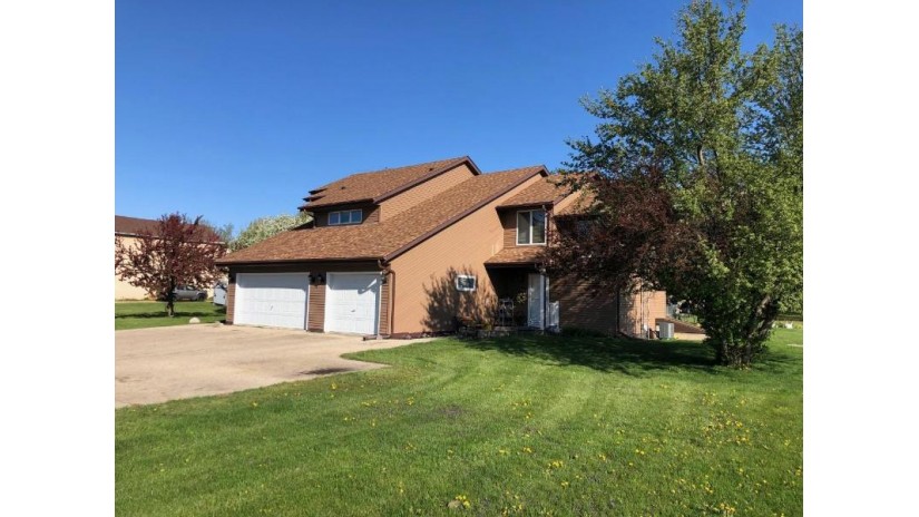 5754 Highway 11 Delavan, WI 53115 by Keefe Real Estate, Inc. $419,900