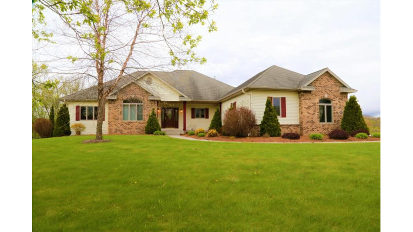 20816 River Hills Way Schleswig, WI 53042 by Coldwell Banker Realty $625,000