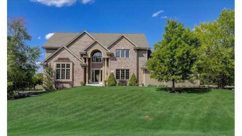 3222 Prairie Hollow Dr Richfield, WI 53076 by First Weber Inc - Menomonee Falls $595,000