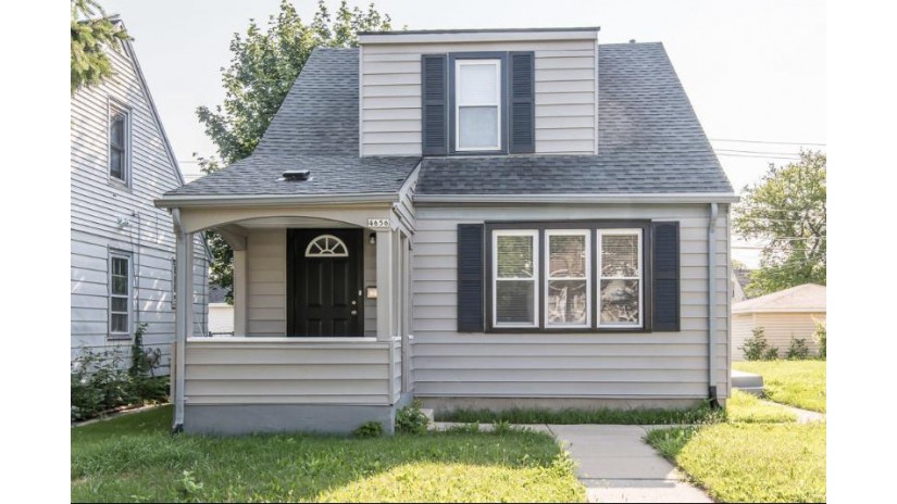 4656 N Parkway Ave Milwaukee, WI 53209 by Keller Williams Momentum $114,500