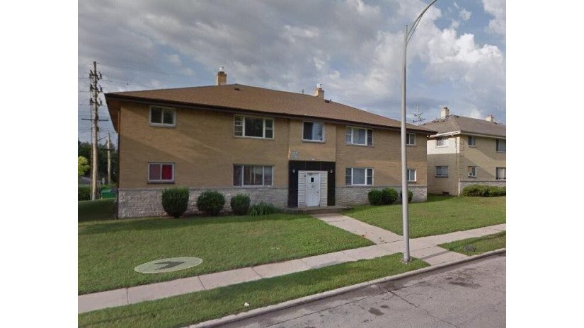 7719 W Hampton Ave 1 Milwaukee, WI 53218 by Berkshire Hathaway HomeServices Metro Realty $750