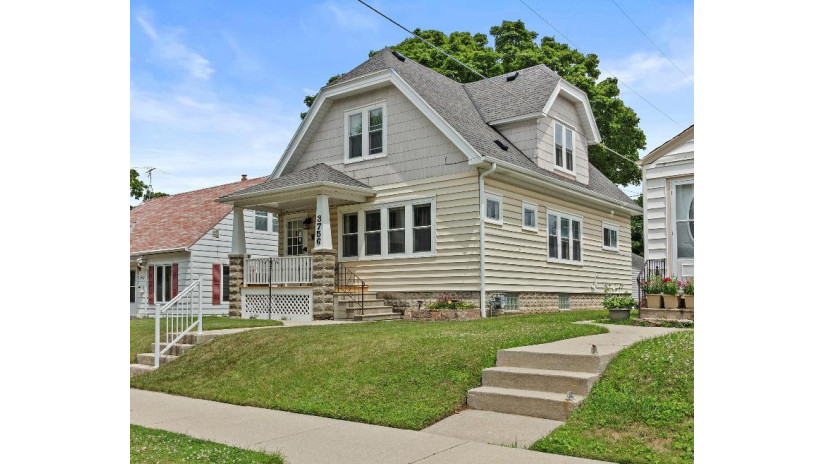 3756 S Brust Ave Milwaukee, WI 53207 by Keller Williams Realty-Milwaukee Southwest $274,900