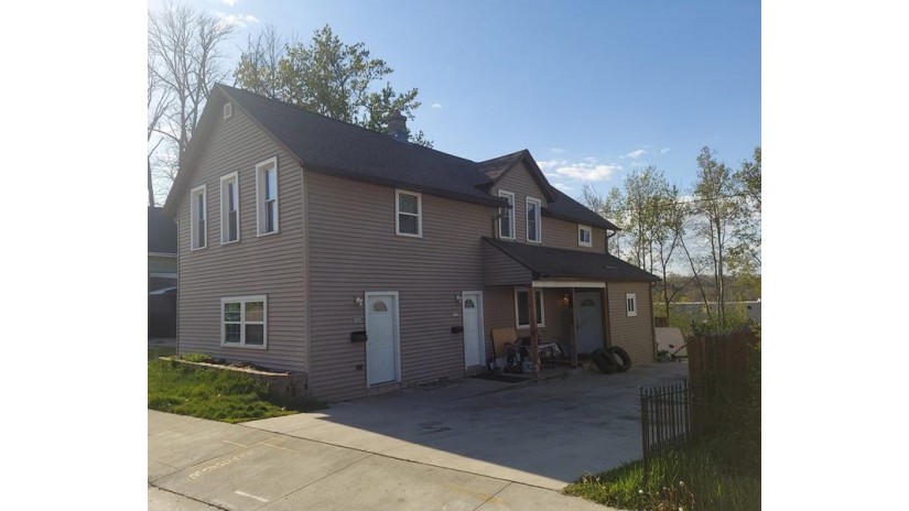 2304 Indiana Ave 2302 Sheboygan, WI 53081 by RE/MAX Universal $150,000