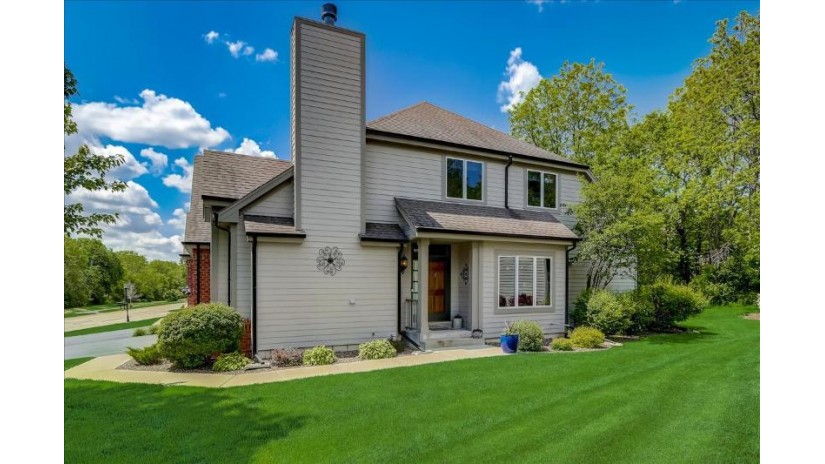 3332 Turnberry Oak Dr Waukesha, WI 53188 by The Real Estate Center, A Wisconsin LLC $449,900