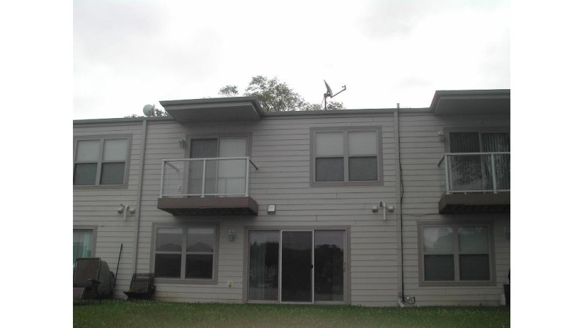 N7317 Chapel Dr 6 Whitewater, WI 53190 by Keefe Real Estate-Commerce Ctr $215,000