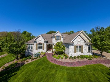 368 Legend View, Wales, WI 53183-9548