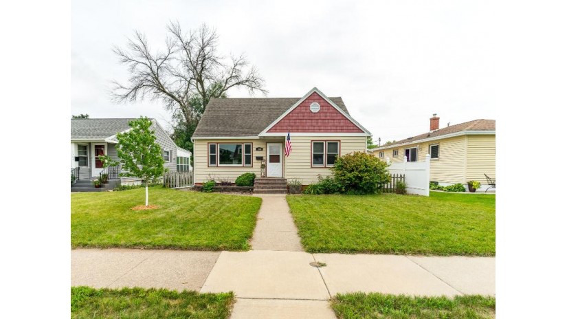 1358 Hyde Ave La Crosse, WI 54601 by @properties La Crosse $207,500