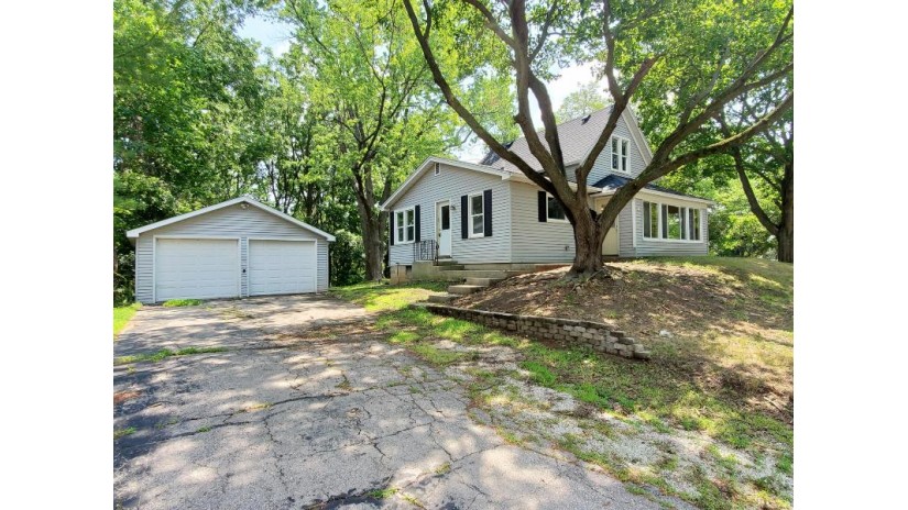 312 Burden Ave Twin Lakes, WI 53181 by TerraNova Real Estate $234,900