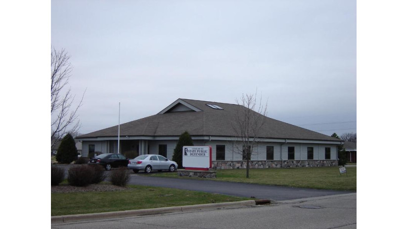 209 E Oconnor Dr A-B Elkhorn, WI 53121 by Keefe Real Estate-Commerce Ctr $600