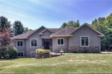 11125 East Shady Pine Road, Fall Creek, WI 54742