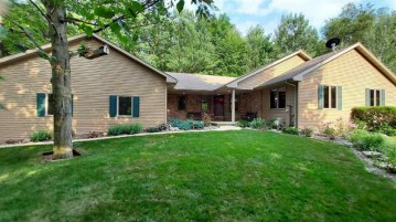 3220 Wilderness Trail, Abrams, WI 54101