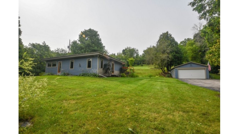 N14W28235 Silvernail Rd Delafield, WI 53072 by Shorewest Realtors $299,900