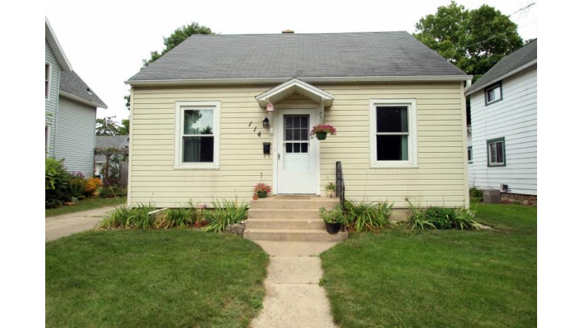 114 Robert St Fort Atkinson, WI 53538 by RE/MAX Community Realty $179,000