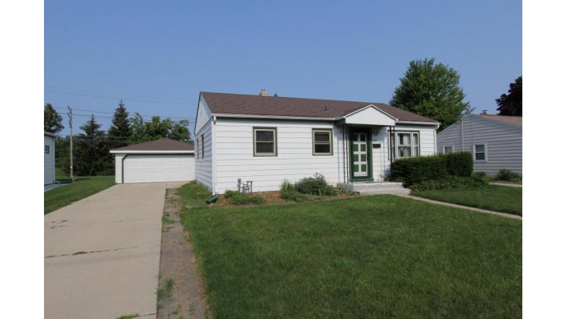 4435 S Pennsylvania Ave Saint Francis, WI 53235 by Keller Williams Realty-Milwaukee North Shore $179,900