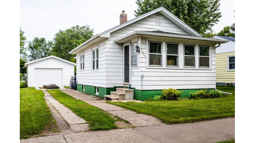 1635 Hyde Ave La Crosse, WI 54601 by eXp Realty LLC $124,900