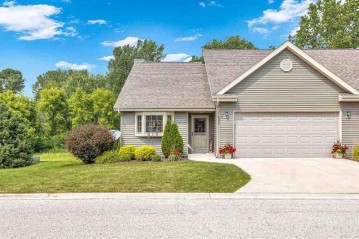 1184 Robins Nest Lane, New Holstein, WI 53061-1693