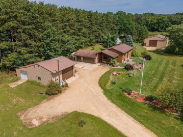 W3228 Grouse Rd, Buffalo, WI 53954