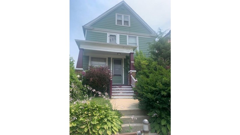 2038 N 24th St Milwaukee, WI 53205 by EXP Realty, LLC~MKE $79,000