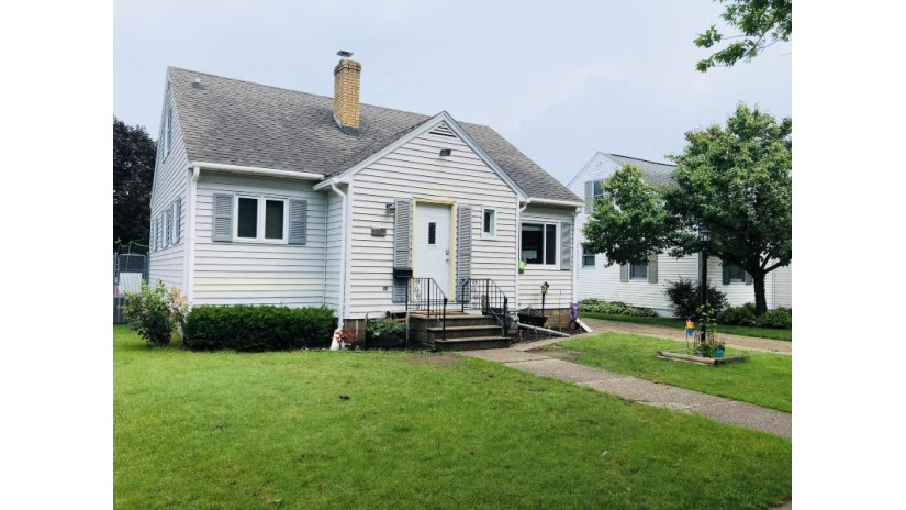 1221 Bluff St La Crosse, WI 54601 by NEXTGEN LLC, REALTORS $174,900