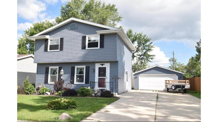 8504 Westbrook Dr Sturtevant, WI 53177 by RE/MAX Newport $219,900