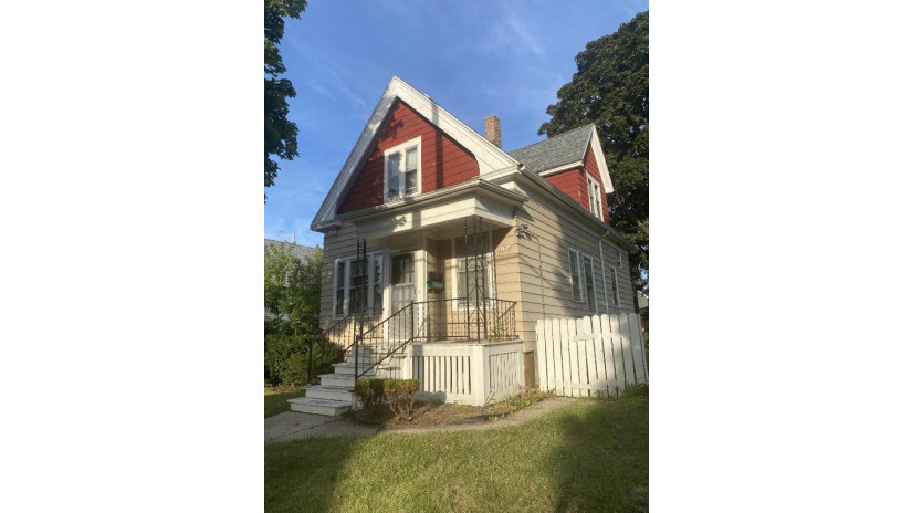 2130 N 24th Pl Milwaukee, WI 53205 by Iron Edge Realty $54,900