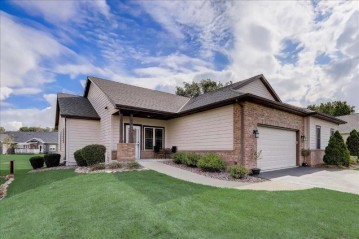 253 Settlement Dr, Rochester, WI 53105