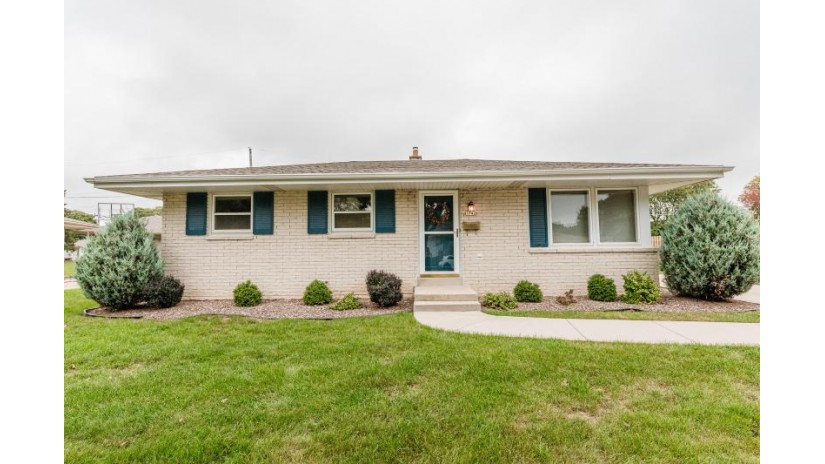 3742 S Marcy St Milwaukee, WI 53220 by RE/MAX Realty Pros~Milwaukee $229,900