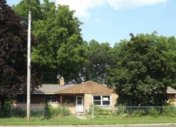 1101 W Wisconsin St, Portage, WI 53901