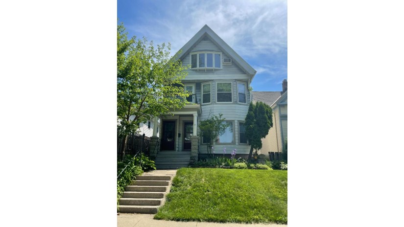 3212 N Bartlett Ave 3214 Milwaukee, WI 53211 by Vylla Home $410,000