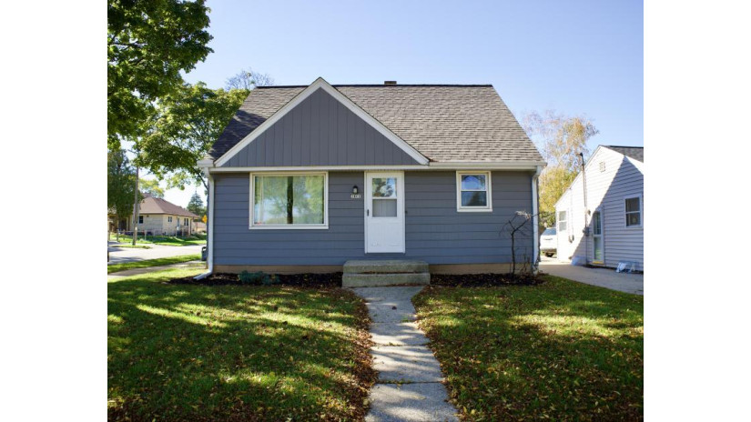 3801 N 82nd St Milwaukee, WI 53222 by Rockmor Realtors, LLC $159,400