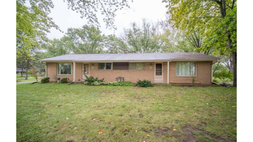 N120W13119 Freistadt Rd N120W13121 Germantown, WI 53022 by EXP Realty, LLC~MKE $284,900