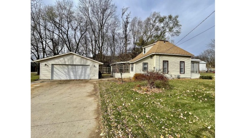 24361 4th St Trempealeau, WI 54661 by @properties La Crosse $149,900