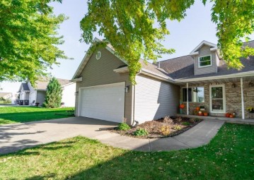 N1066 Vander Maazen Drive, Greenville, WI 54942-8749