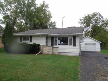 418 Walker Ave, Green Lake, WI 54941