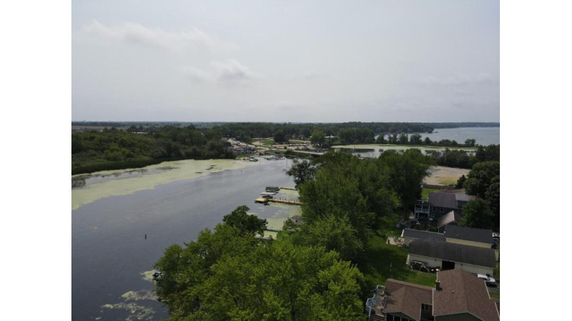 820 Inlet Shore Dr Delavan, WI 53115 by @properties $599,000