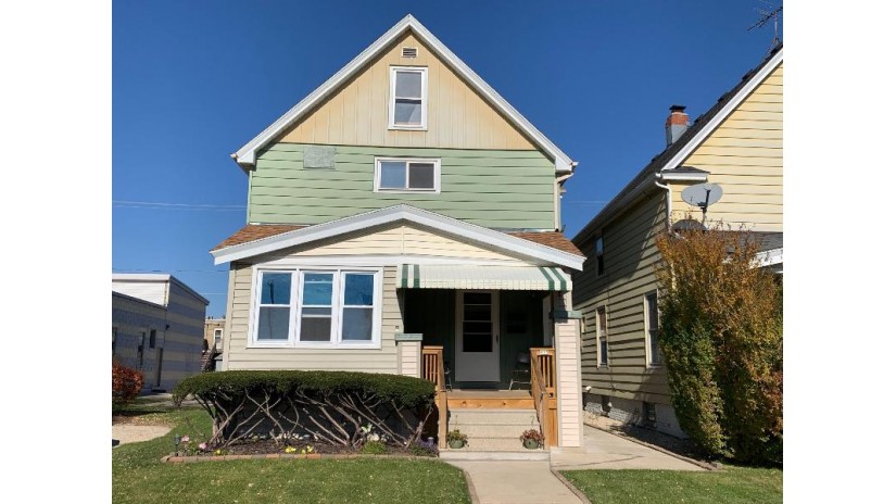 910 Madison Ave South Milwaukee, WI 53172 by RealtyPro Professional Real Estate Group $199,900