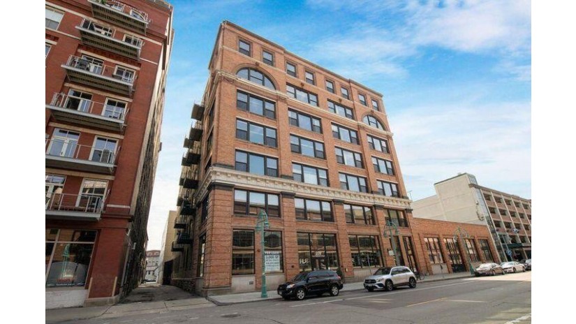 239 E Chicago St 504 Milwaukee, WI 53202 by Keller Williams Realty-Milwaukee North Shore $1,430