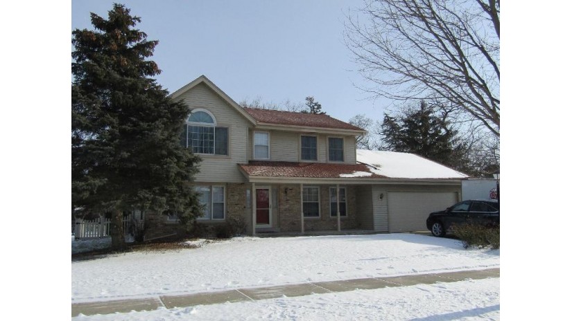 8660 S Golden Lake Way Franklin, WI 53132 by NON MLS $349,900