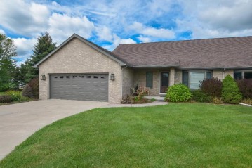 754 Prairie Pl, Green Lake, WI 54941