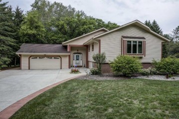 400 N River Rd, Rochester, WI 53105-9761