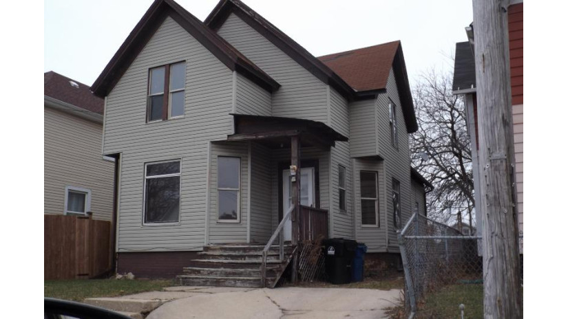 1221 Lasalle St Racine, WI 53404 by RE/MAX Newport $52,900