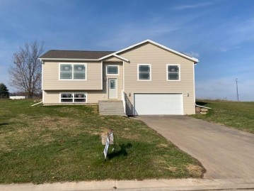 107 Dexter Dr, Cambria, WI 53923