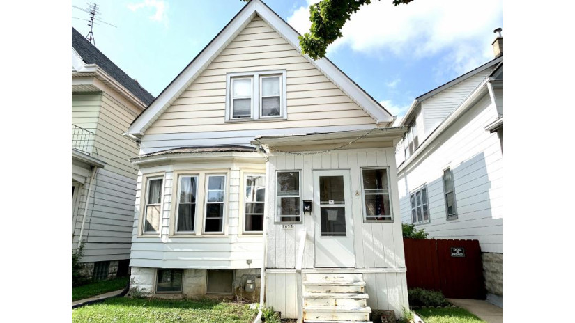 1653 S 30th St Milwaukee, WI 53215 by NextHome My Way $109,000