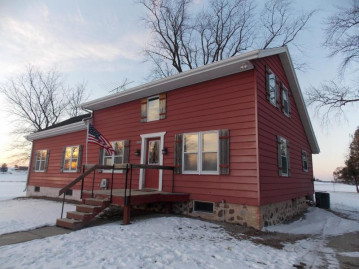 W7960 County Road Q, Shields, WI 53098