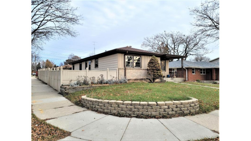 803 Perry Ave Racine, WI 53406 by The Difference Real Estate, LLC $219,900