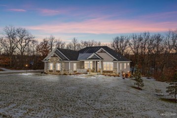 18600 Walden Dr, Yorkville, WI 53126