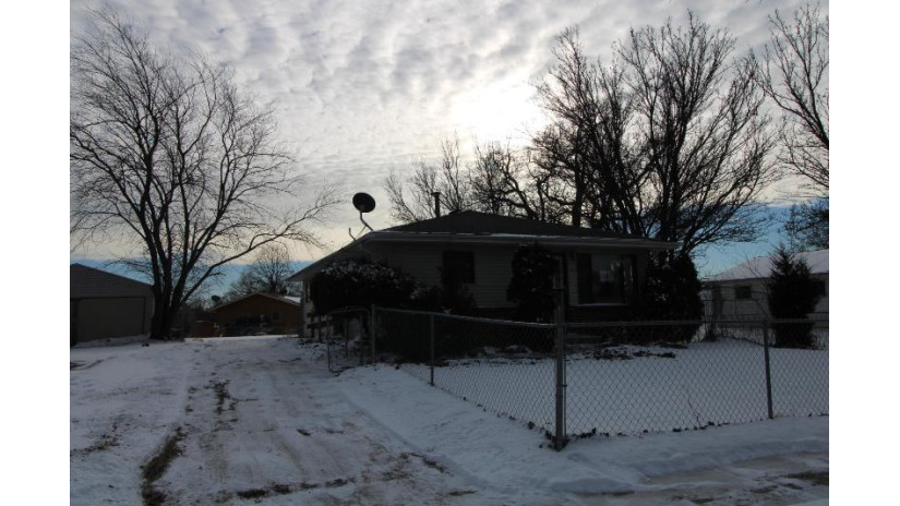 1445 W Cherry St Milwaukee, WI 53205 by Modern MilwauKey Real Estate LLC $69,000