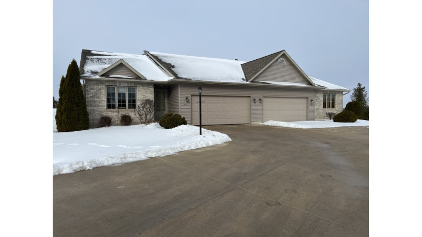 W5572 County Road Cw 16A Emmet, WI 53098 by Shorewest Realtors $280,000